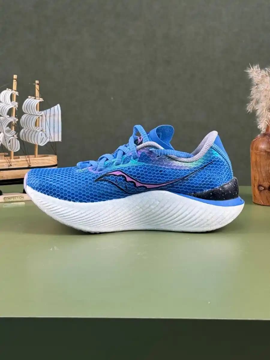 کتونی سا.کو.نی مدل Saucony Endorphin Series — تصویر ۳