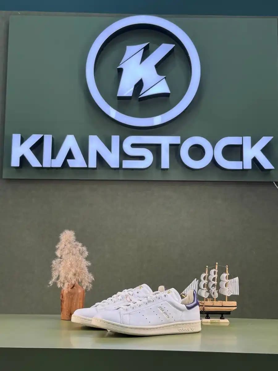 کتونی آد.ید.اس مدل Adidas Stan Smith