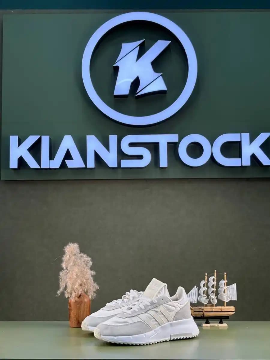 کتونی آد.ید.اس مدل adidas retropy