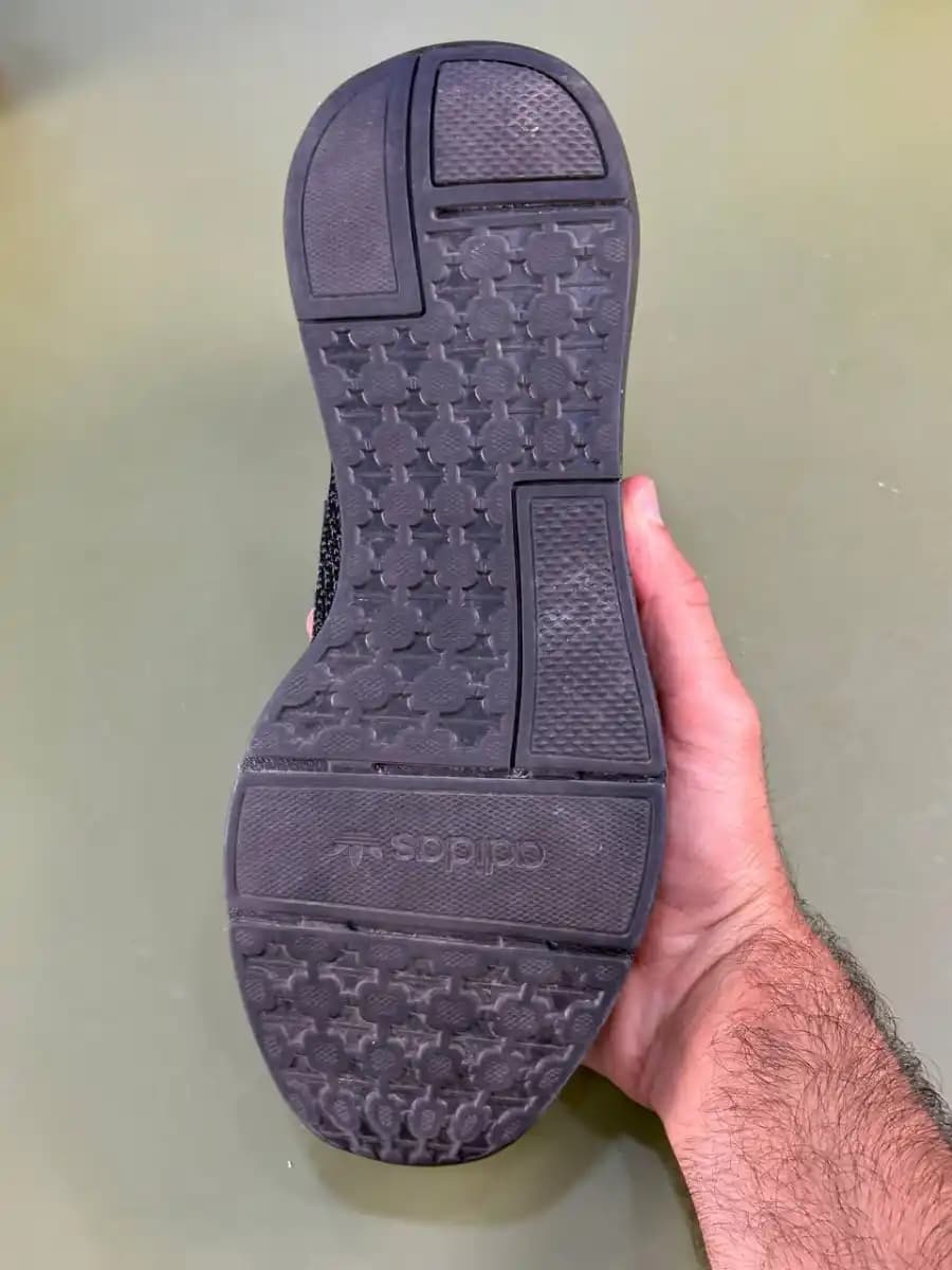 کتونی آد.ید.اس مدل adidas مشکی — تصویر ۴