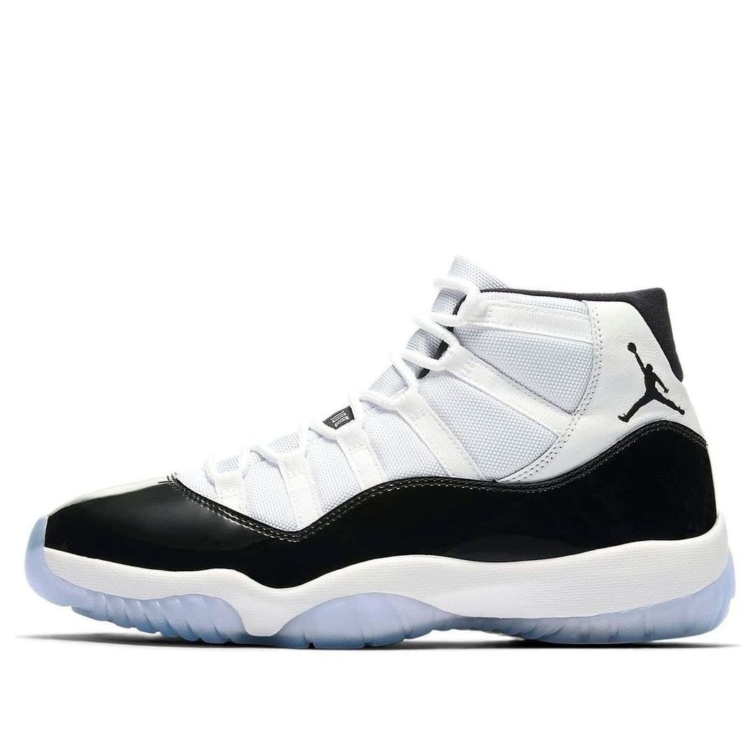 نایک ایر جردن ۱۱ ساقدار سفید مشکی Nike air Jordan 11 high white and black