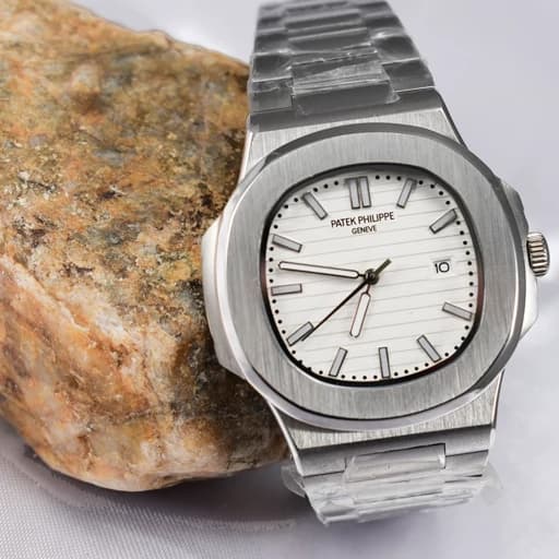 ساعت مچی مردانه پتک فیلیپ موتور ژاپن مدل ناتیلوس نقره ای (Patek Philippe Nautilus) — تصویر ۵
