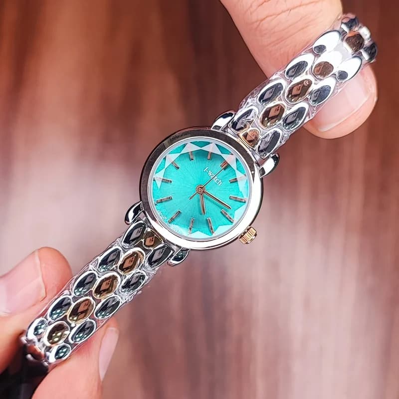 ساعت مچی عقربه ای زنانه آی واچ مدل 190282L