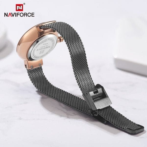 ساعت مچی نیوی فورس زنانه مشکی مدل Naviforce 5013 — تصویر ۳