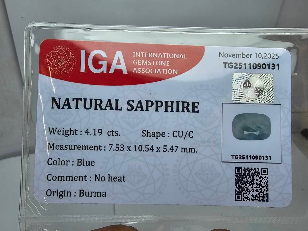 نگین یاقوت قرمز کبود آفریقایی اصلی (برمه) — تصویر ۴