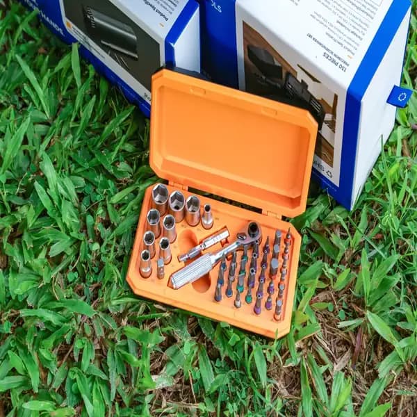 ست آچار جغجغه‌ای 42 عددی گرین لاین مدل Green Lion 42 IN-1 Ratchet Socket Set GN42N1RSKTBK — تصویر ۴