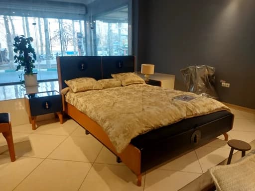 سرویس خواب مدل لورنت جنس mdf روکش چوب راش و چوب روسی اصل صفحه شیشه خور گردویی مشکی مبلمان فرنا مدل 1142949