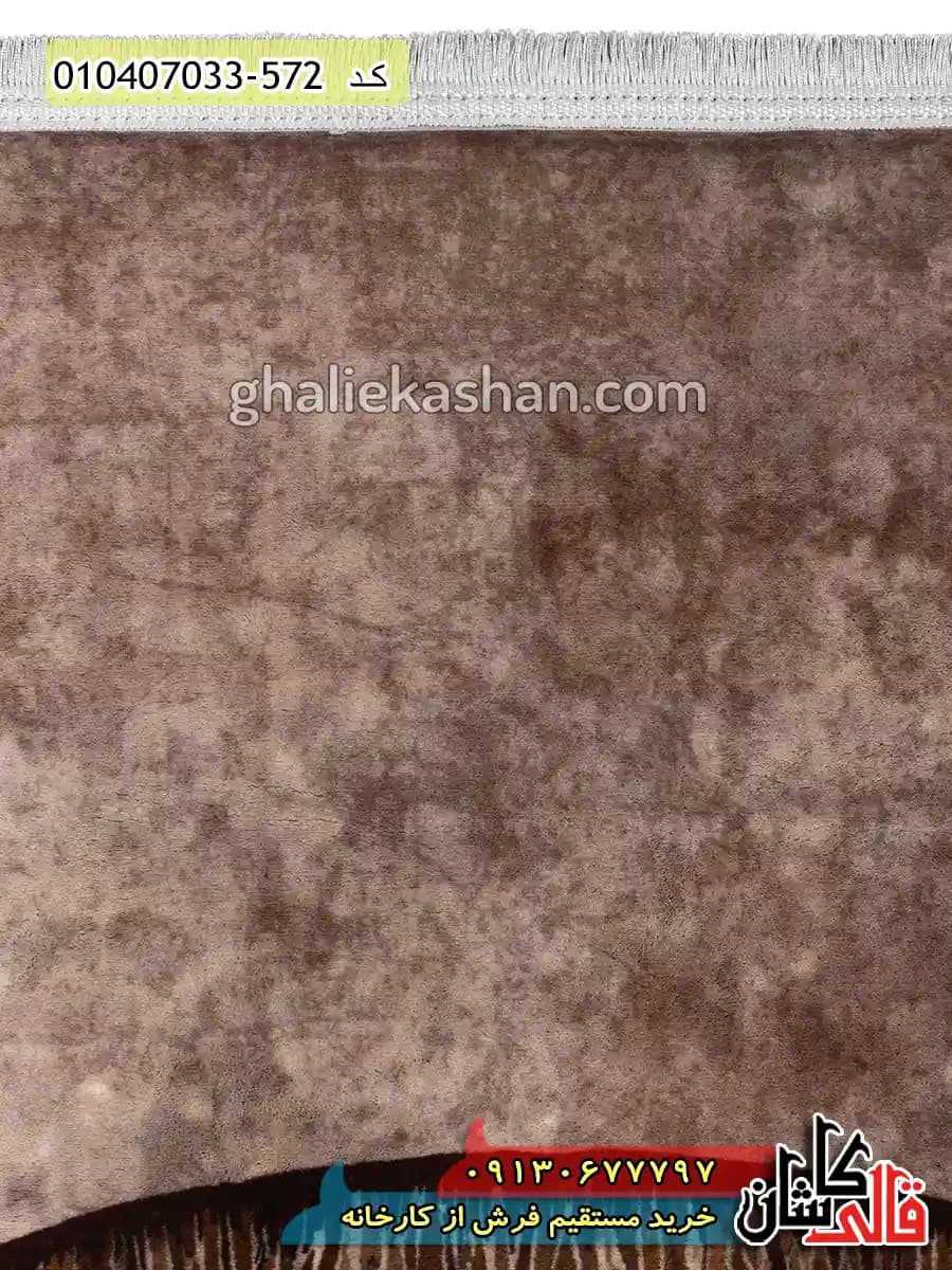 فرش فانتزی دخترانه 700 شانه طرح دختر گل مرغ زمینه نسکافه ای کاشان — تصویر ۳