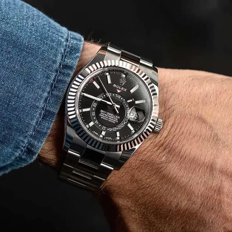 ساعت مچی عقربه ای اتوماتیک مردانه رولکس اسکای دولر مدل Rolex Sky Dweller — تصویر ۲