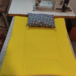سرویس خواب نوزاد تا دوسالگی شامل تشک وپتو وبالش . — تصویر ۵