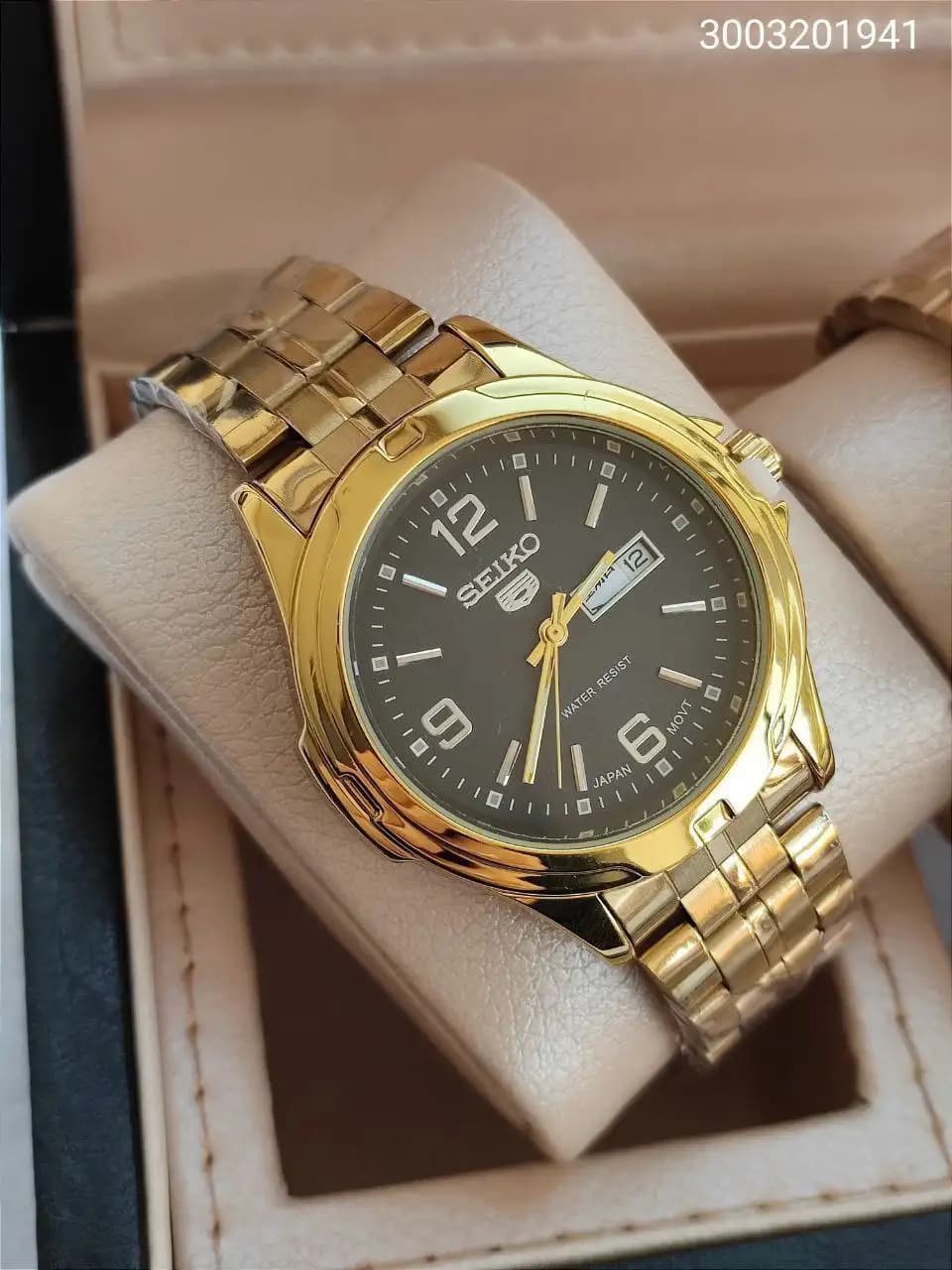 ساعت SEIKO 5 (طلایی صفحه مشکی) کد 4052