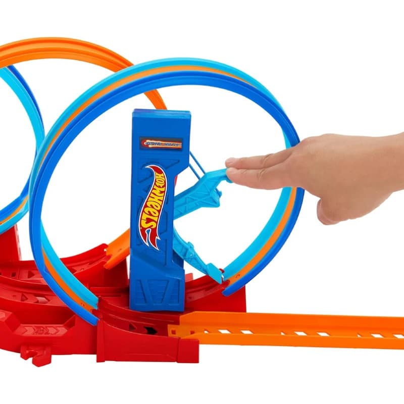 پیست جذاب Hot Wheels با سه لوپ و یک ماشین مسابقه‌ای — تصویر ۴