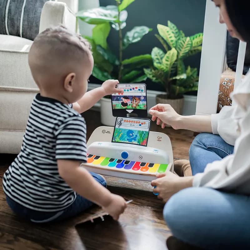 پیانو چوبی Baby Einstein Hape، همراه با فناوری لمس جادویی — تصویر ۸