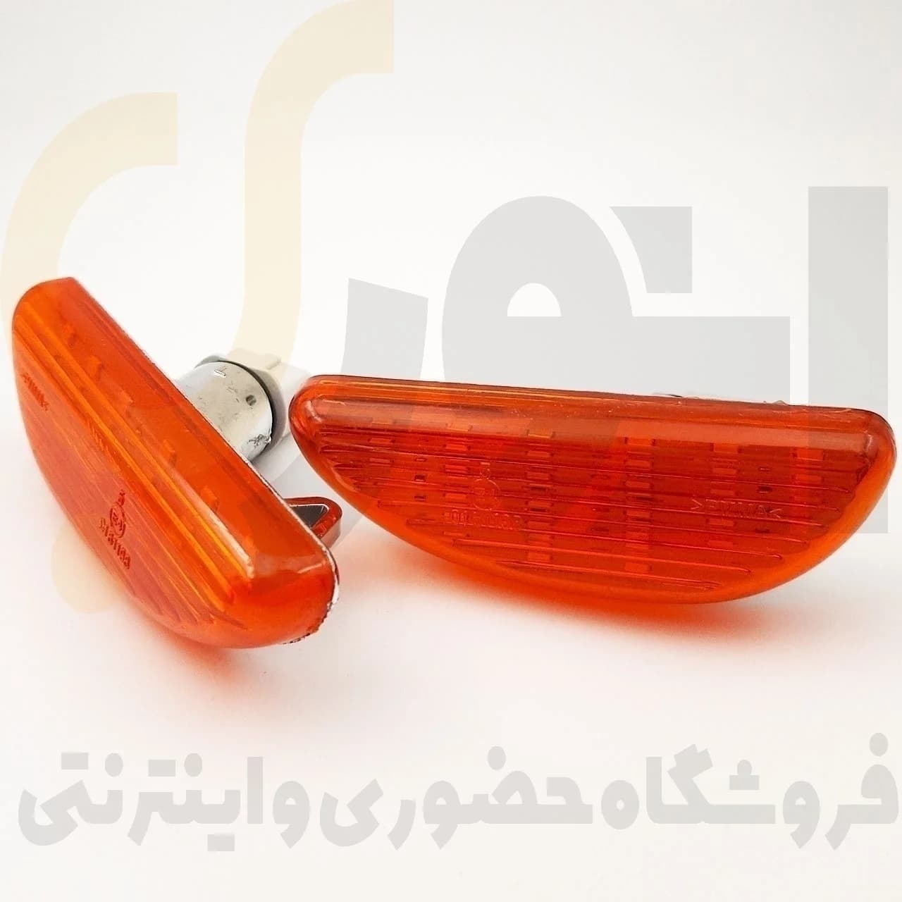 راهنما زرد روی گلگیر چپ تیبا سامیکو