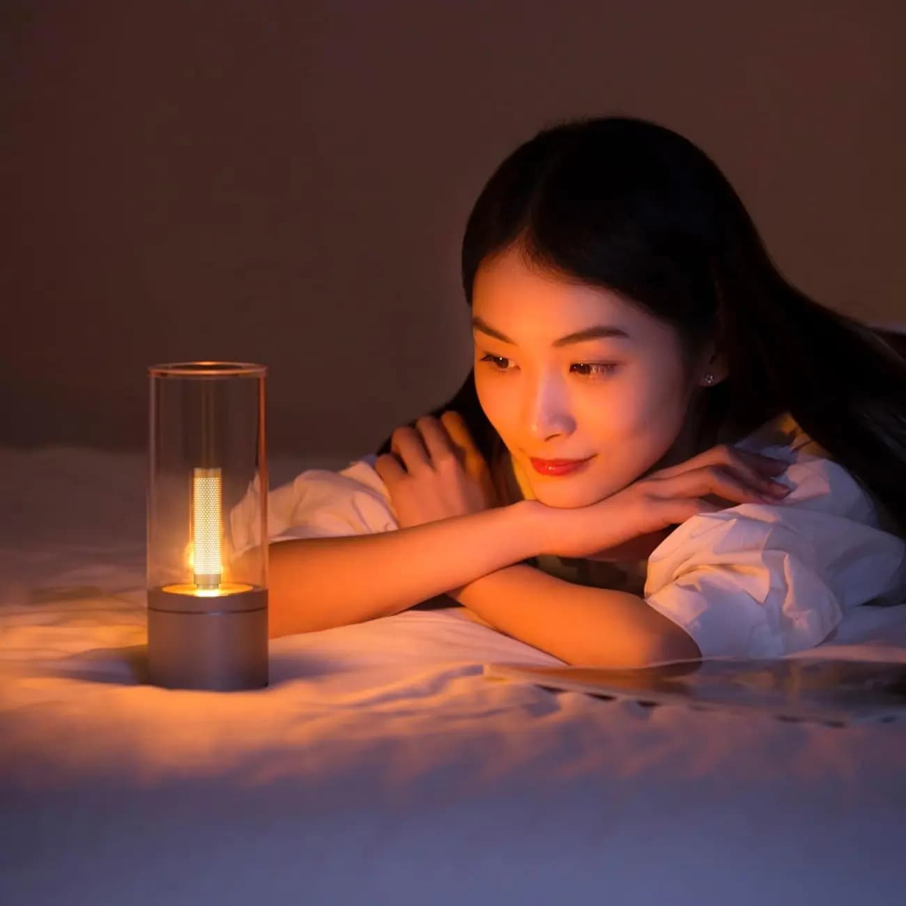 چراغ مطالعه شارژی یی لایت Yeelight مدل YLFWD-0019 با نور قابل تنظیم — تصویر ۳