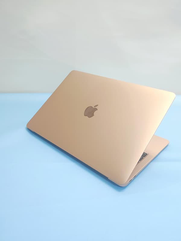 MacBook AIR 2018 core i5 استوک — تصویر ۱۰