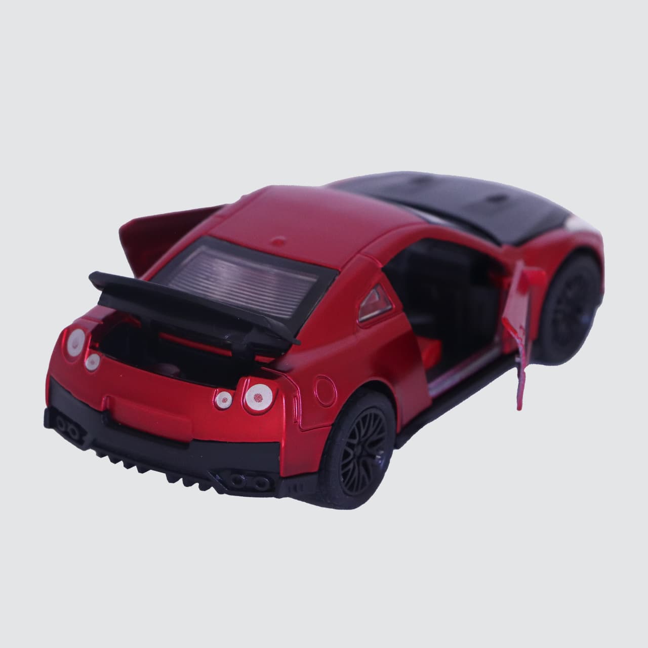 ماشین بازی مدل فلزی نیسان R35 GTR — تصویر ۳