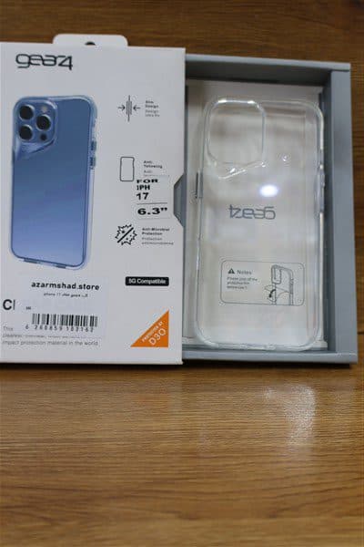 گارد gear4 شفاف iphone 17