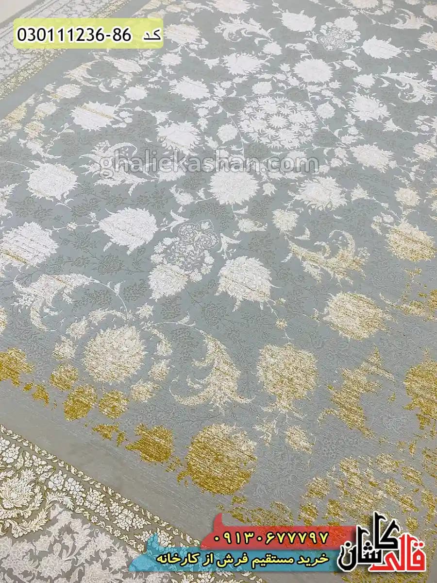 فرش طلاکوب وینتیج 1200 شانه طرح افشان مروارید زمینه طوسی نقره ای کاشان – گل برجسته — تصویر ۴