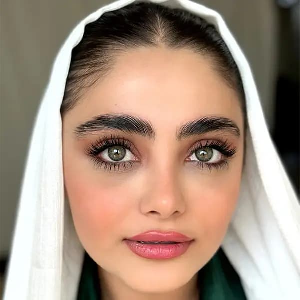 لنز یونیک کلئوپاترا گری طوسی عسلی دوردار