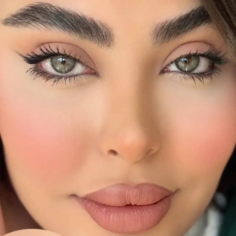 لنز یونیک کلئوپاترا گری طوسی عسلی دوردار — تصویر ۲