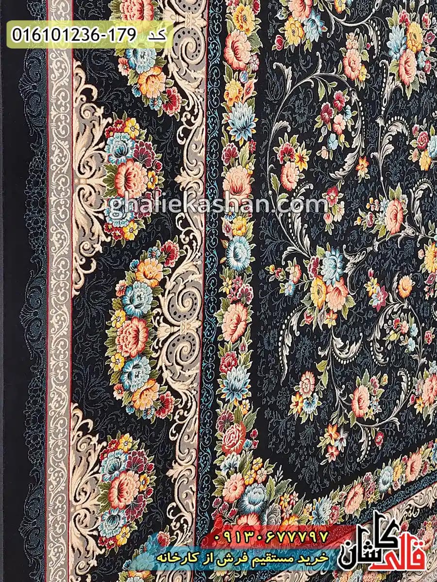 فرش 1200 شانه طرح گل افشان زمینه سرمه ای کاشان — تصویر ۲