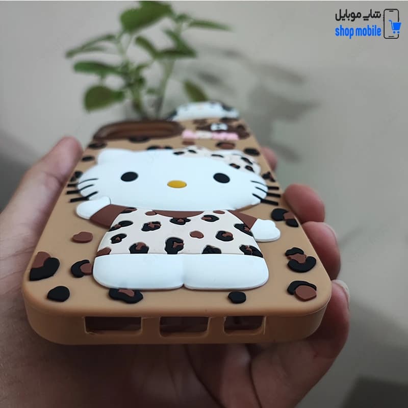 قاب گوشی آیفون 16 (کاور سیلیکونی پاک کنی مدل عروسکی کیوت طرح کیتی پلنگی) — تصویر ۴