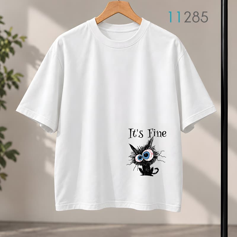 تیشرت اورسایز سفید طرح گربه فانتزی It’s Fine