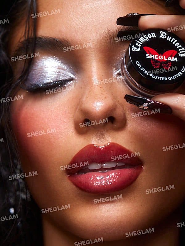 ژل گلیتر Crystal Flutter کالکشن Crimson Butterfly رنگ Mimic شیگلم SHEGLAM — تصویر ۲