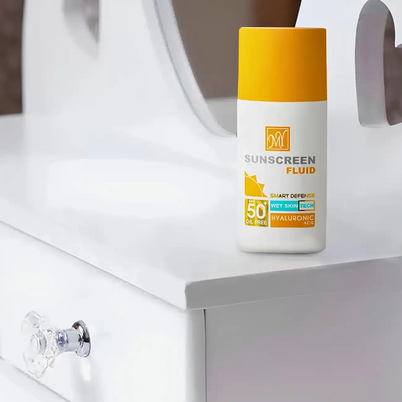 ضد آفتاب بی رنگ فلوئید مای مدل هیالورونیک اسید SPF50 حجم 50 میلی لیتر — تصویر ۶