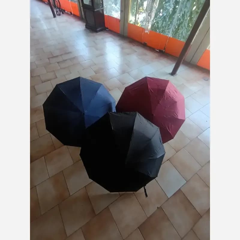 چتر اتوماتیک طوفان دسته چوب 10 فنر قواره بزرگ ضد باد دو نفره واترپروف آب گریز — تصویر ۵