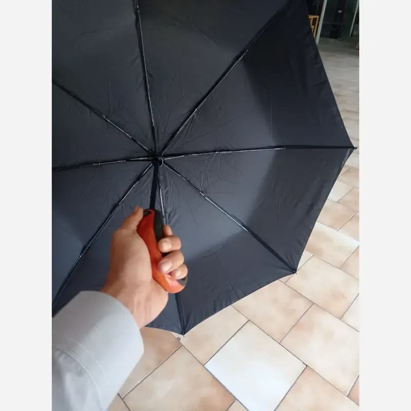 چتر تاشو اتوماتیک عصایی هشت فنره آب گریز با کاور مردانه و زنانه — تصویر ۶