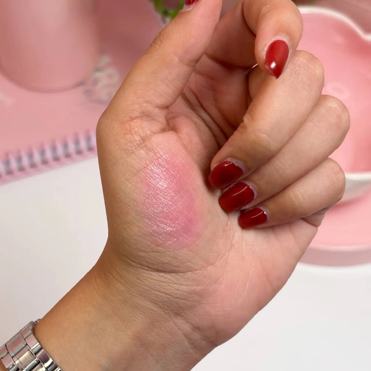 بالم لب حرارتی و رژگونه دورهو — تصویر ۳