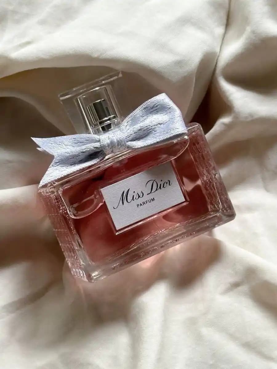 عطر میس دیور پارفوم | Miss Dior Parfum — تصویر ۲