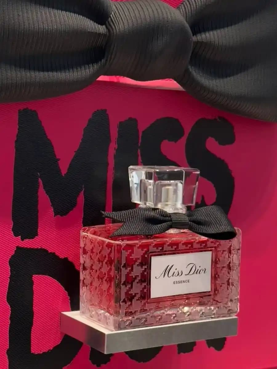 عطر میس دیور اسنس | Miss Dior Essence — تصویر ۵