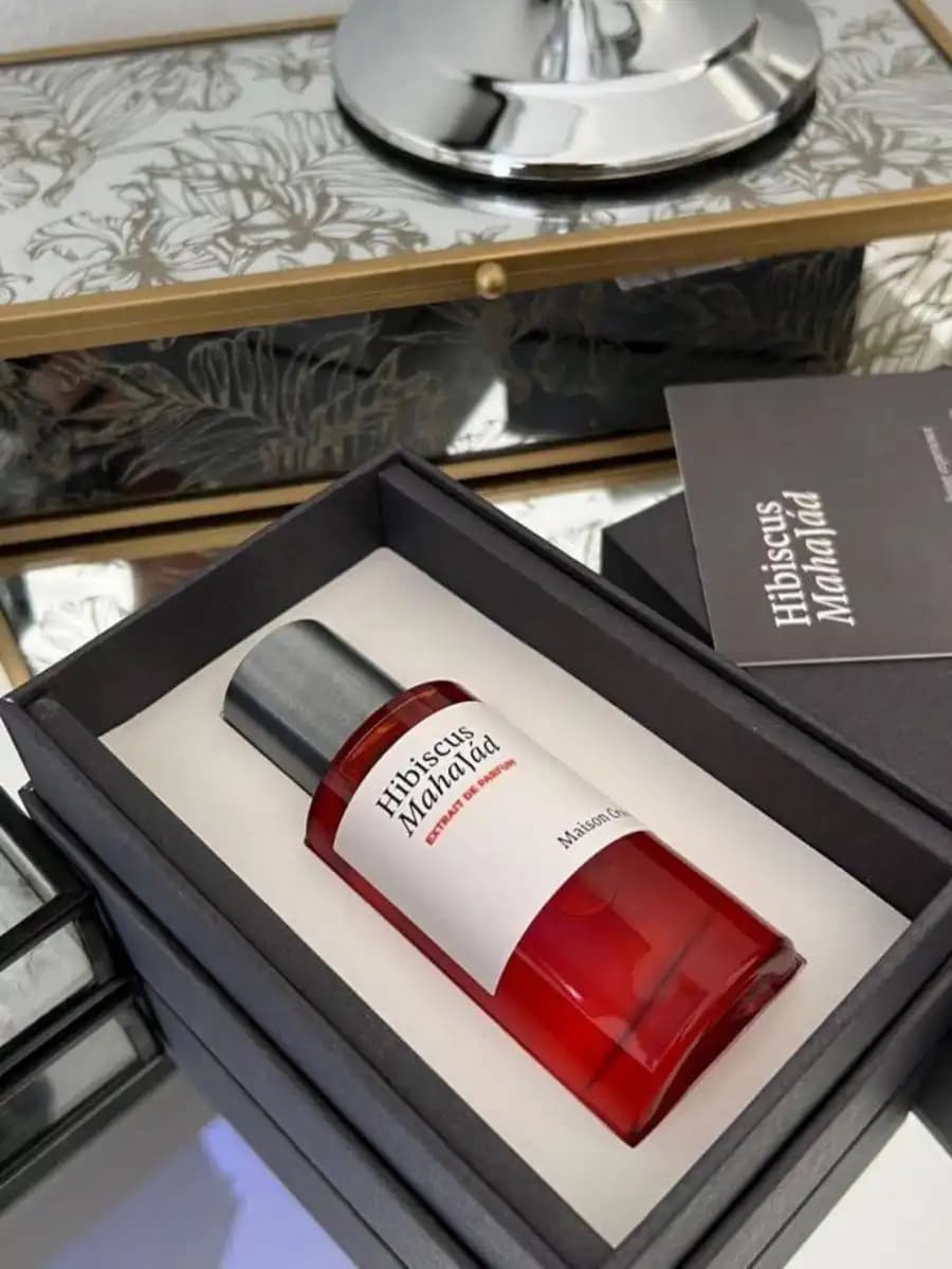 عطر هبیسکاس ماهاجاد میسون کریولی | Maison Crivelli Hibiscus Mahajád — تصویر ۴