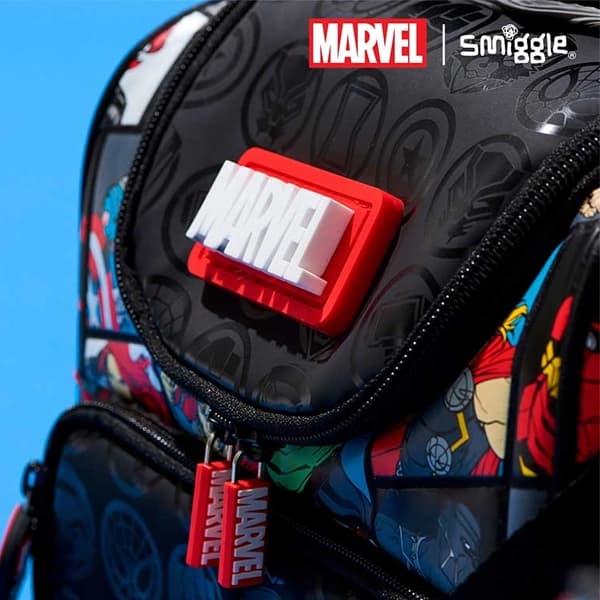 کیف غذا 2 طبقه Smiggle طرح مارول — تصویر ۴