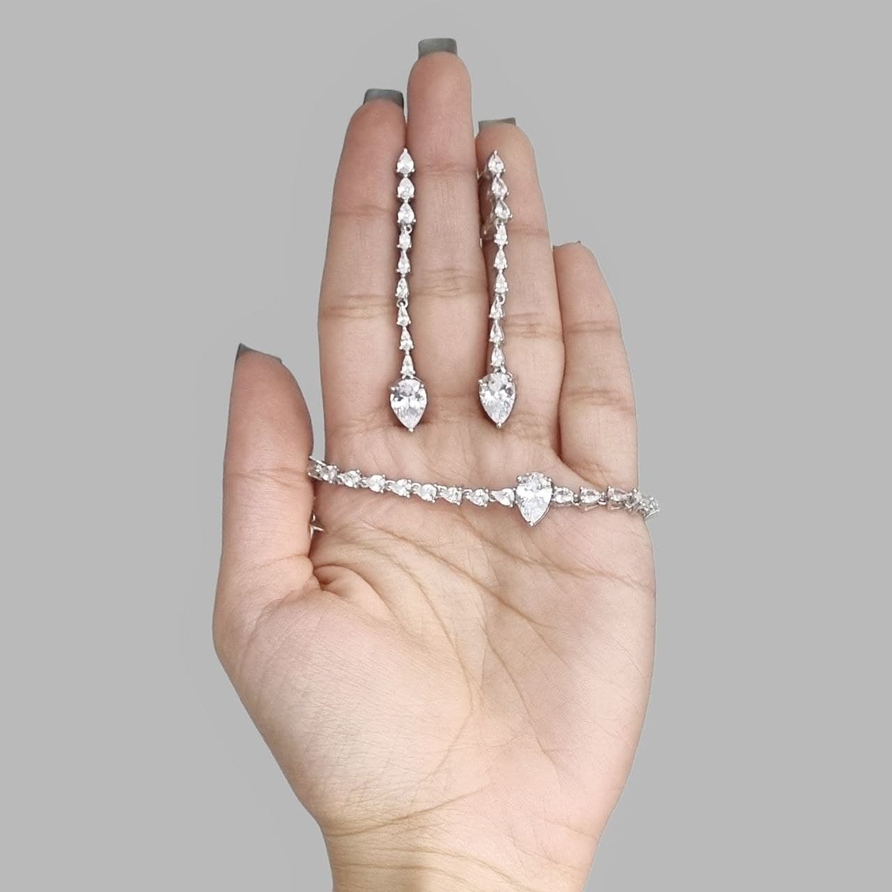 سرویس نقره جواهری طرح اشک ST 1033 — تصویر ۴