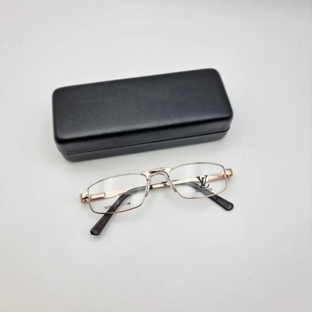 عینک مطالعه Louis Vuitton رنگ طلایی مدل 8325 — تصویر ۲
