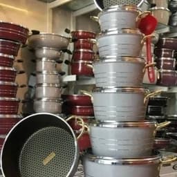 سرویس 15 پارچه گلدانی دسته طلا پرتو کالا لب چدن زنبوری — تصویر ۲