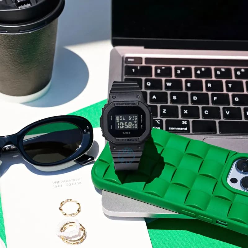 ساعت مچی زنانه کاسیو جیشاک G-SHOCK GMD-S5610BB-1D — تصویر ۳