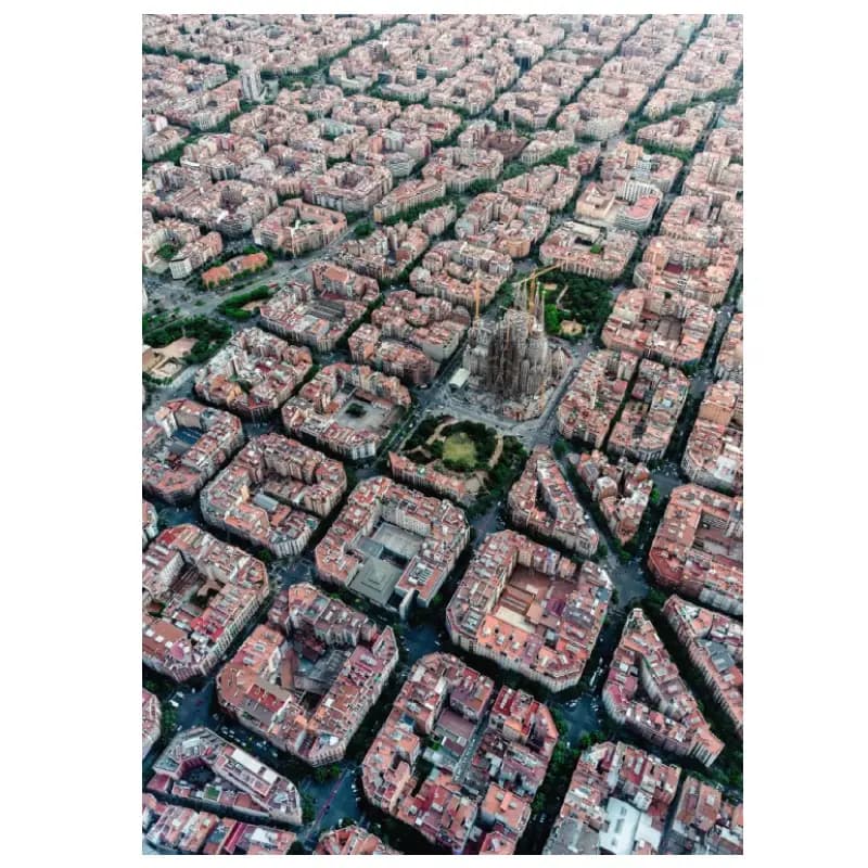 پازل 1000 تكه رونزبرگر طرح Barcelona from above كد 15187 — تصویر ۲
