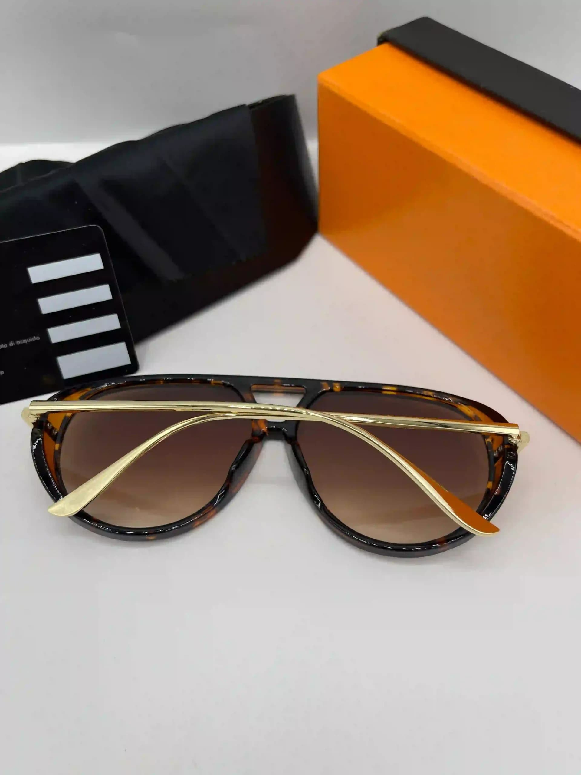 عینک آفتابی بوتگا ونیتا (Bottega Veneta) مدل خلبانی ناوبری زنانه و مردانه — تصویر ۶
