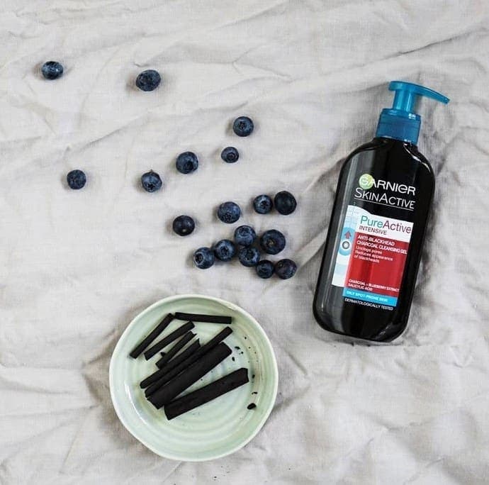 ژل شستشو زغال گارنیر Face Wash Garnier carbon — تصویر ۵
