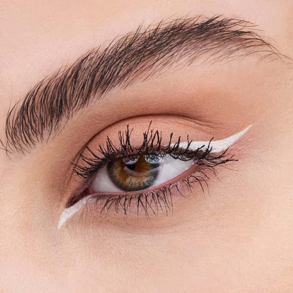 مداد چشم سفید اسنس ۰۴ Essence pencil white eyeliner — تصویر ۲