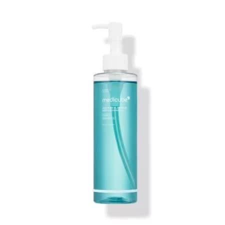 روغن پاک کننده عمیق منافذ پوست مدیکیوب مدل نیاسینامیدMedicube Zero Pore Blackhead Deep Cleansing Oil مناسب برای انواع پوست حجم 205 میلی لیتر