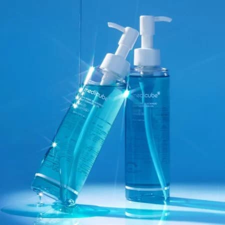 روغن پاک کننده عمیق منافذ پوست مدیکیوب مدل نیاسینامیدMedicube Zero Pore Blackhead Deep Cleansing Oil مناسب برای انواع پوست حجم 205 میلی لیتر — تصویر ۲