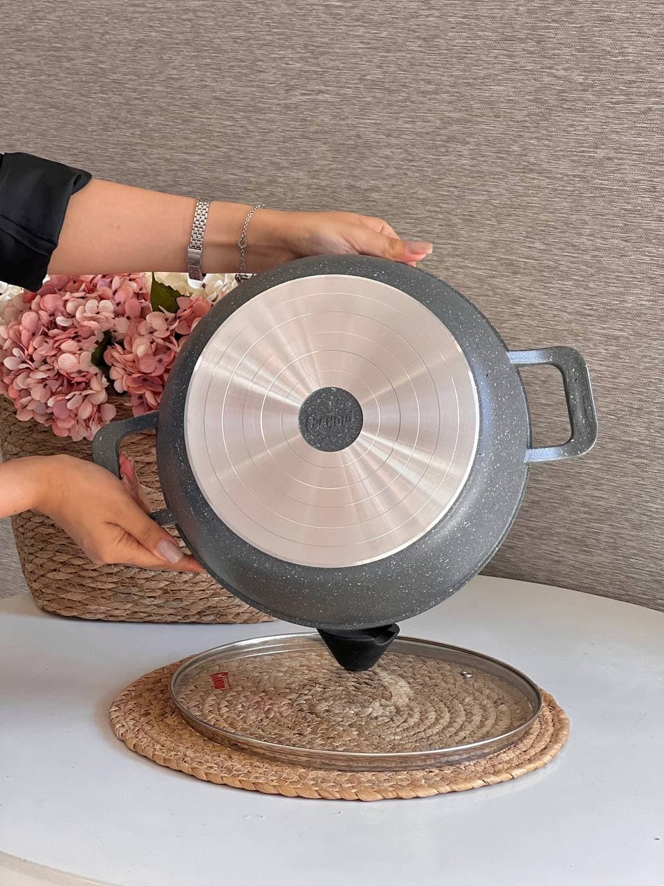 قابلمه گرانیتی کاندید- مدل پروانه- سایز 28 — تصویر ۶