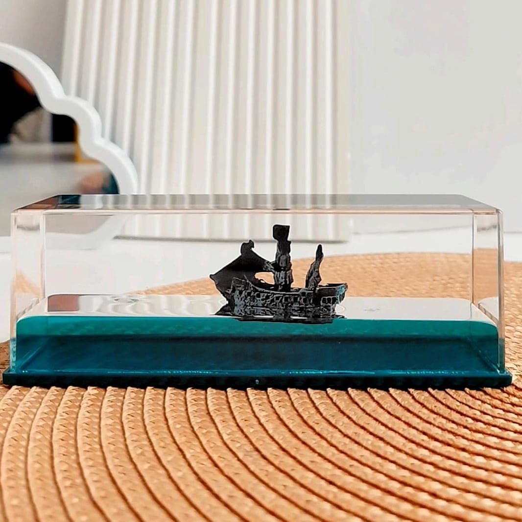 کشتی معلق مدل مروارید سیاه ( دزدان دریایی کارائیب)WarShipمدل-14cm — تصویر ۲