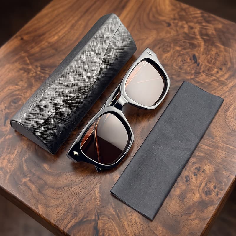 عینک آفتابی آلبرت وگ مدل SZ8104 Obsidian Moss — تصویر ۴